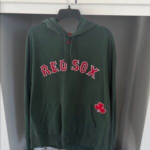 Nike Men's Green Red Sox Sweatshirt Irish shamrock